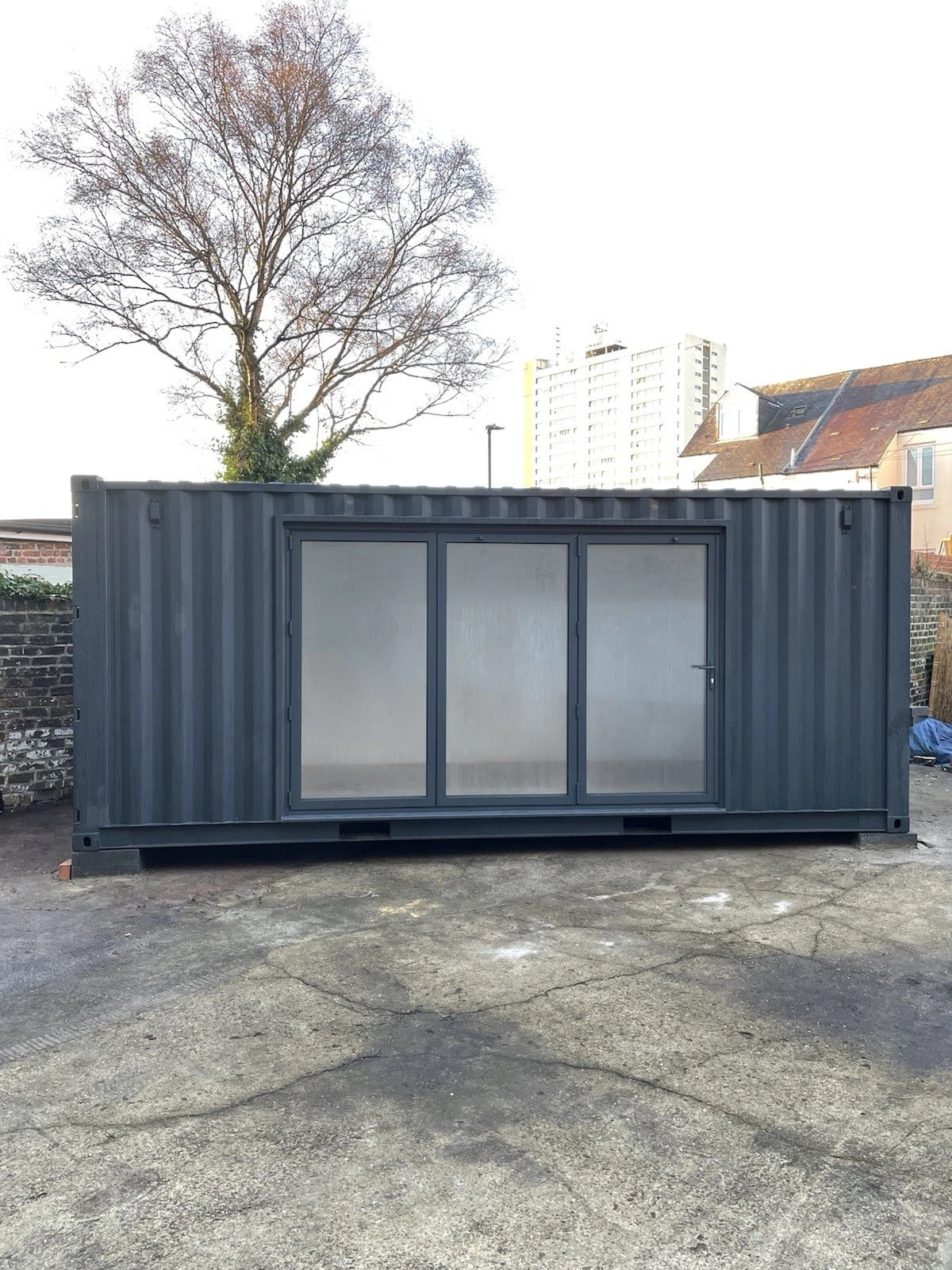 Converted Shipping Container Office Gym 20ft image 4