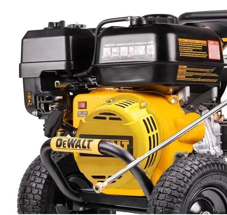 4400 PSI 4.0 GPM Gas Cold Water Pressure Washer with DEWALT 420cc Engine image 2