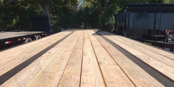Big Tex 25GN 40′ Heavy-Duty Gooseneck Trailer – Tandem Dual Axle, Black Steel Deck image 2