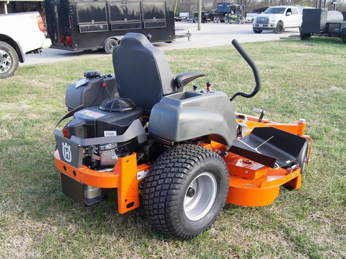 Husqvarna MZ61 61″ Zero Turn Lawns Mowers 24HP KAW (Scratch and Dent) image 4