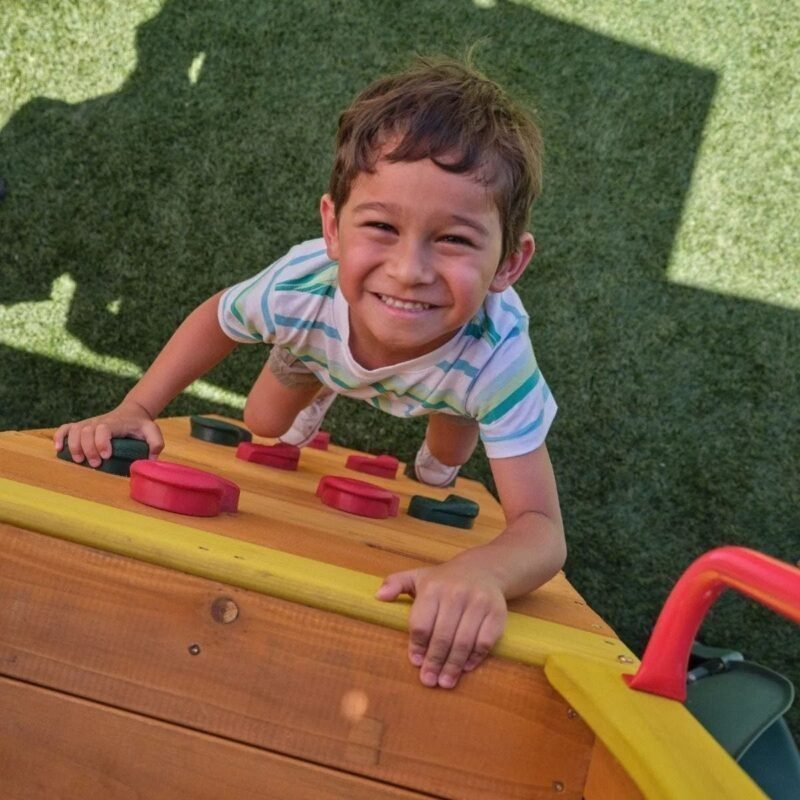 Kids Kidkraft Bear Cave Lodge Swing Set / Playset image 3