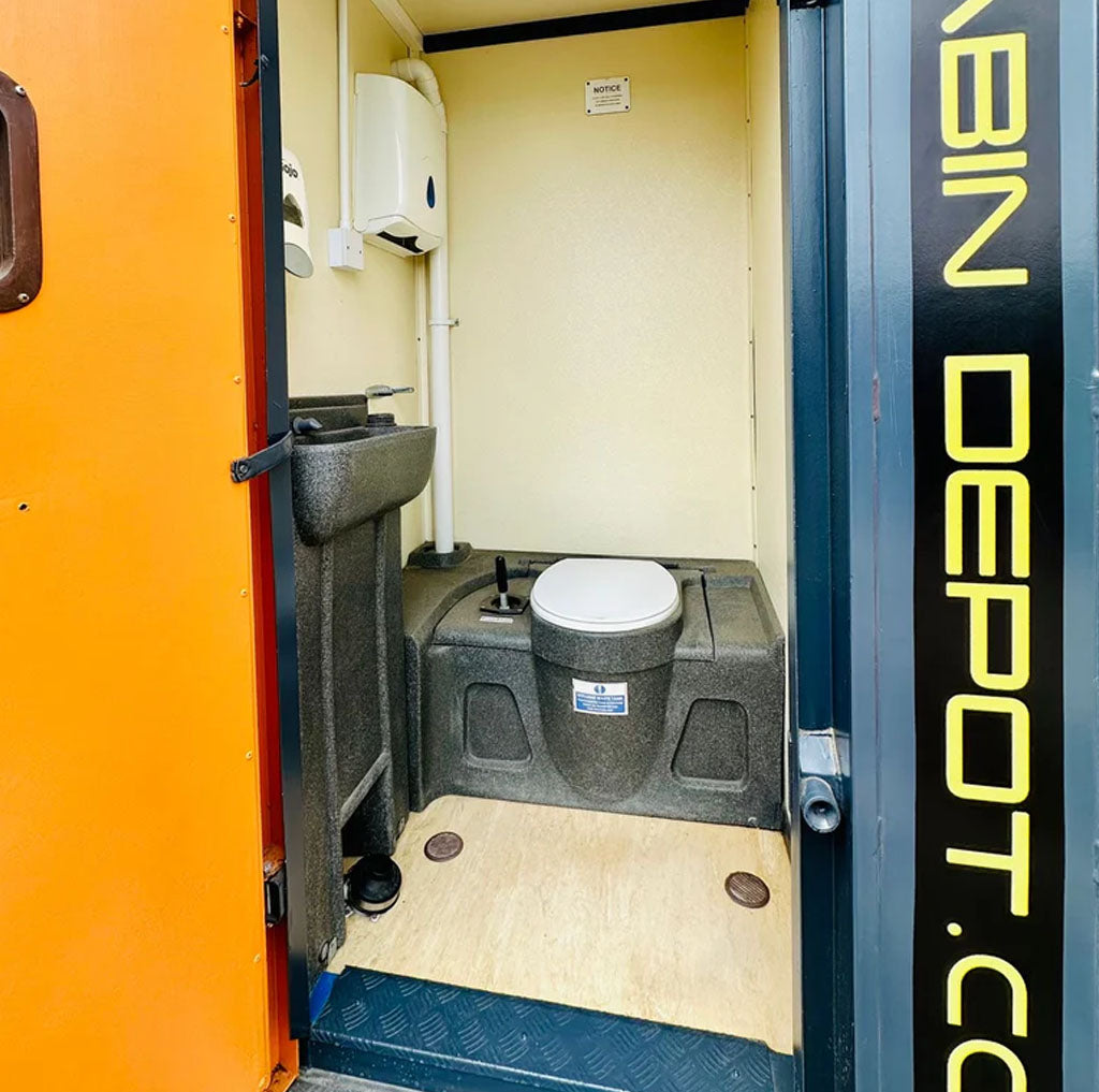 Groundhog Eco Towable Mobile Welfare Shipping Container image 4