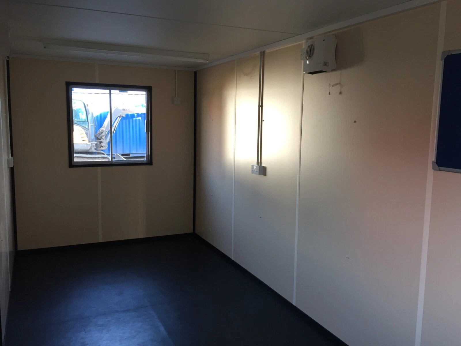 Portable Office Site Cabin Container 20ft x 8 ft image 1