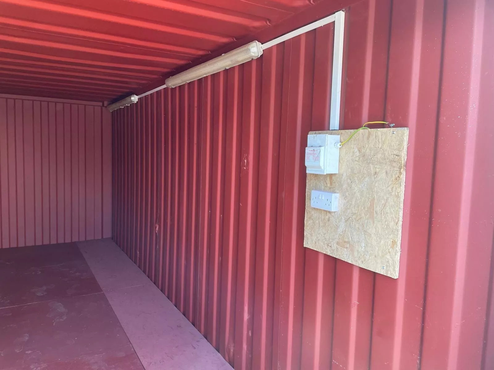 20ft x 8ft Anti-Vandal storage container – Nationwide Delivery – Ex Salford image 2