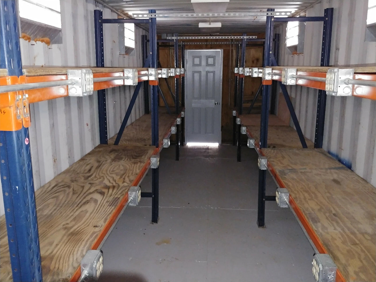 40 ft Container Shop – Climate Controlled Office + Inventory Storage / Racking image 4