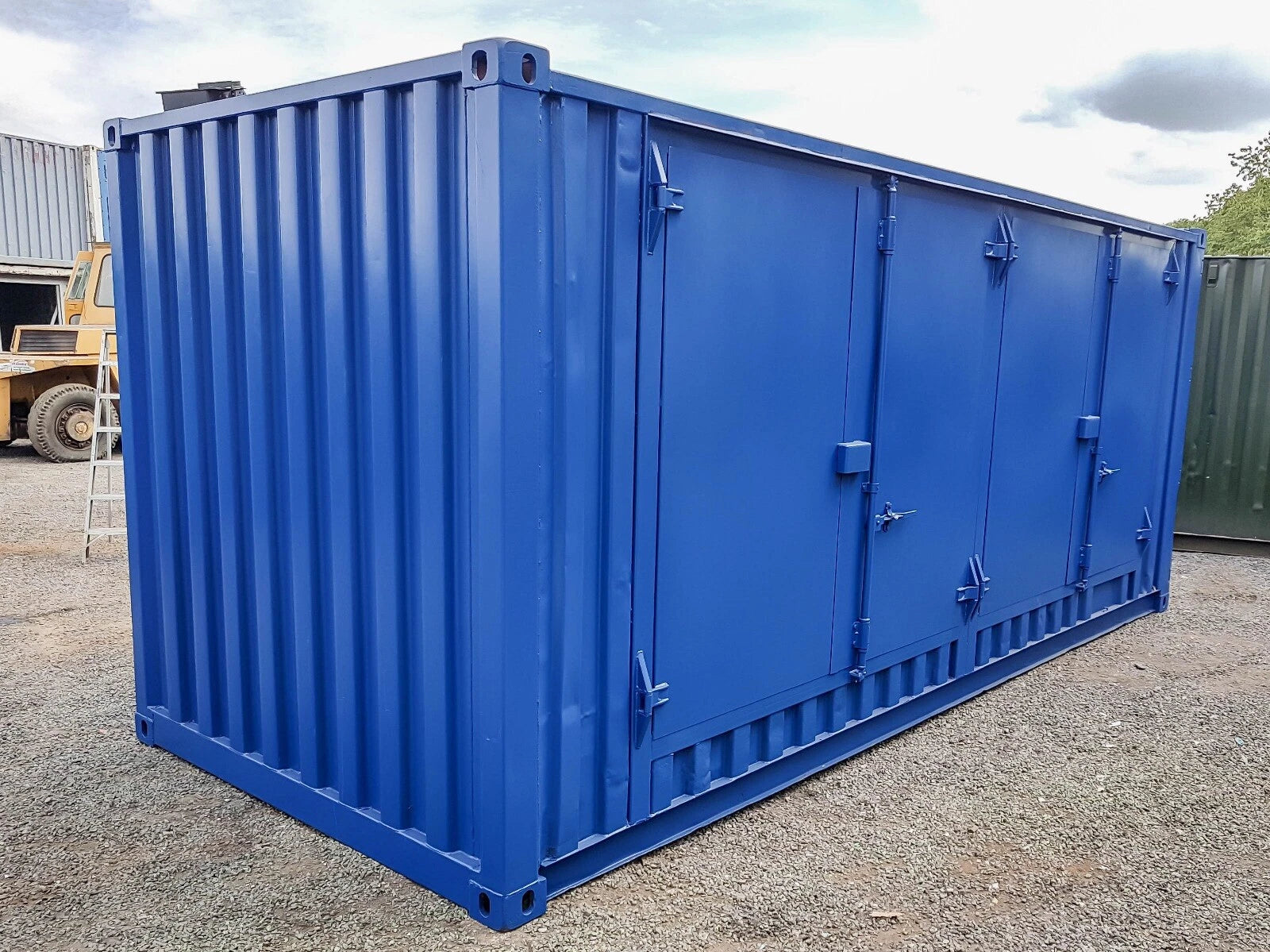 20×8 Bunded Container With Side Doors With Extra Door Secure Lock Boxes. image 0