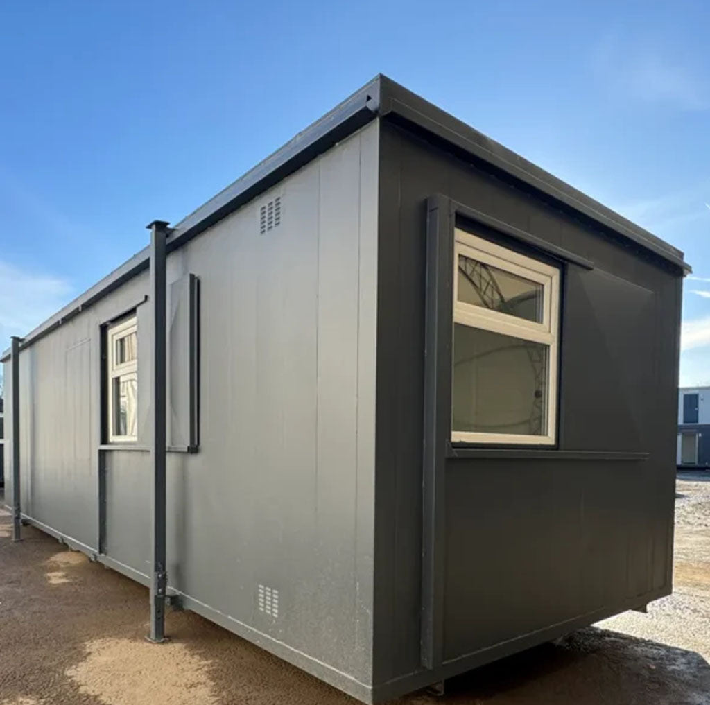 32 X 10ft Customized Containers image 7