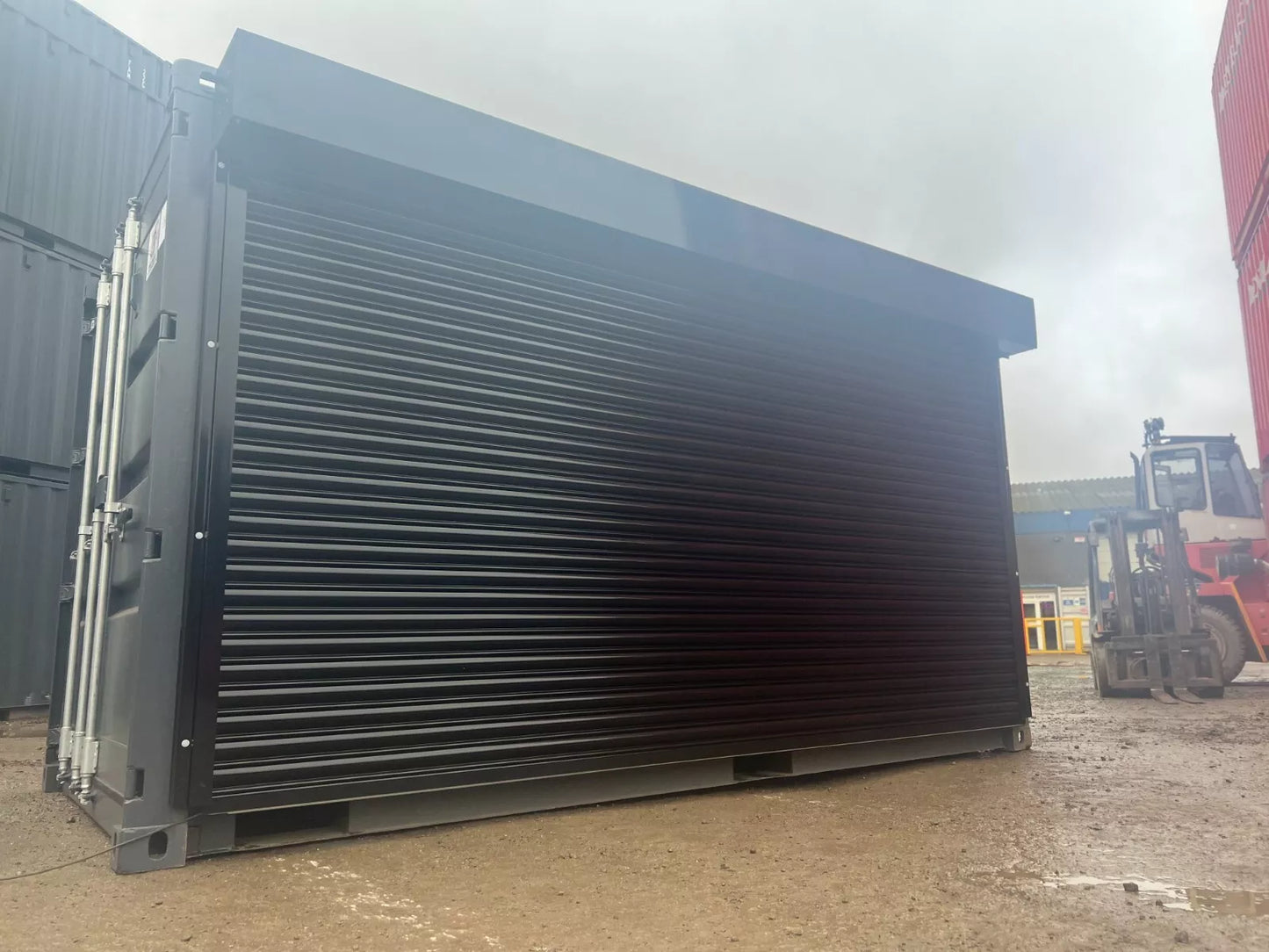Shipping Container with Electrified Full Roll Up Side Opening image 2