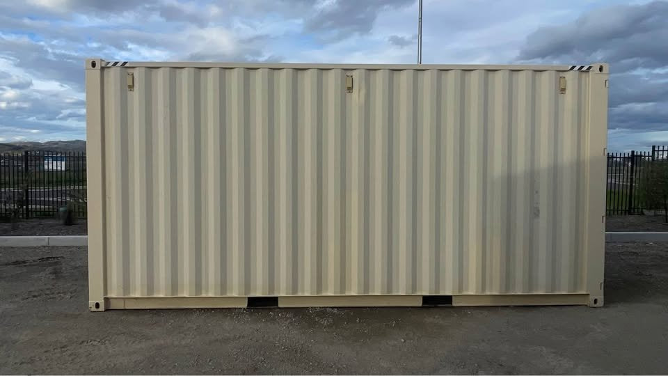 20ft HC Shipping Container with Rollup Door – Extra Height, Secure & Easy Access image 3
