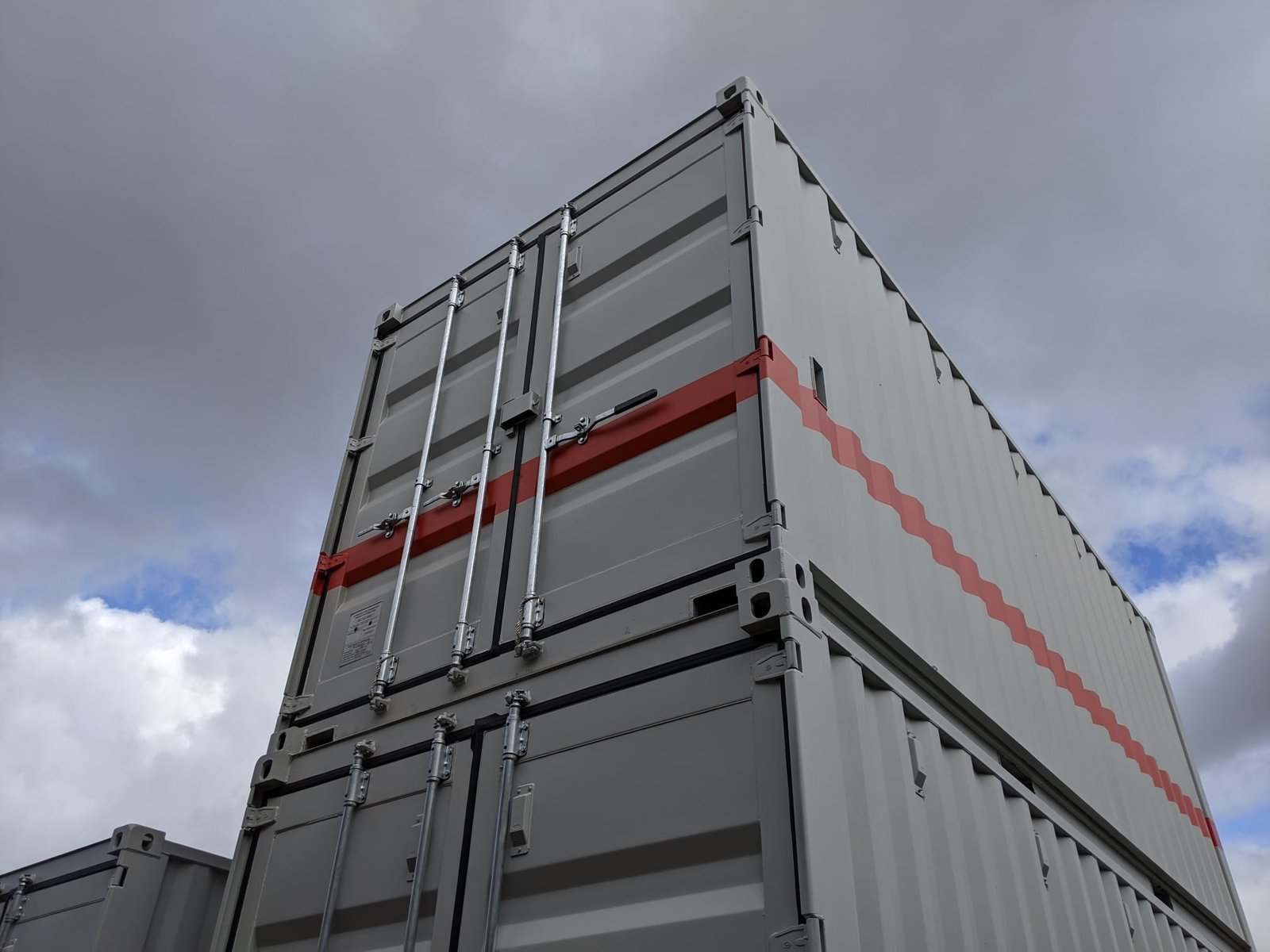 20Ft Workshop Containers With Shelves – Built for Durability and Performance image 4
