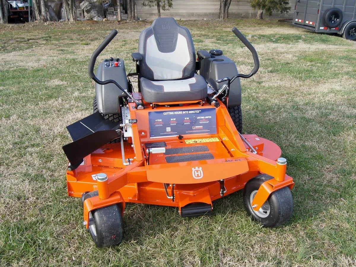 Husqvarna MZ61 61″ Zero Turn Lawns Mowers 24HP KAW (Scratch and Dent) image 1