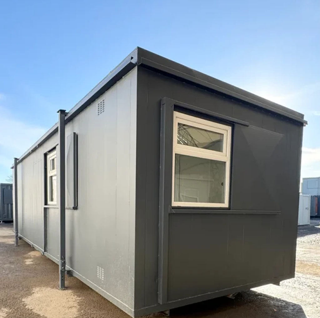 32 X 10ft Customized Containers image 2