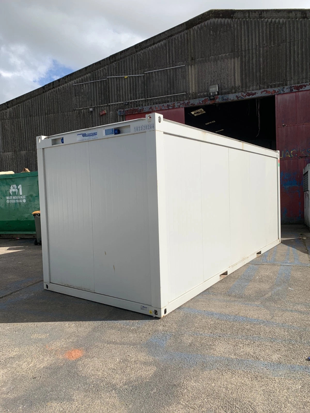 20ft x 8ft Insulated Storage Unit – Durable Steel Container image 4