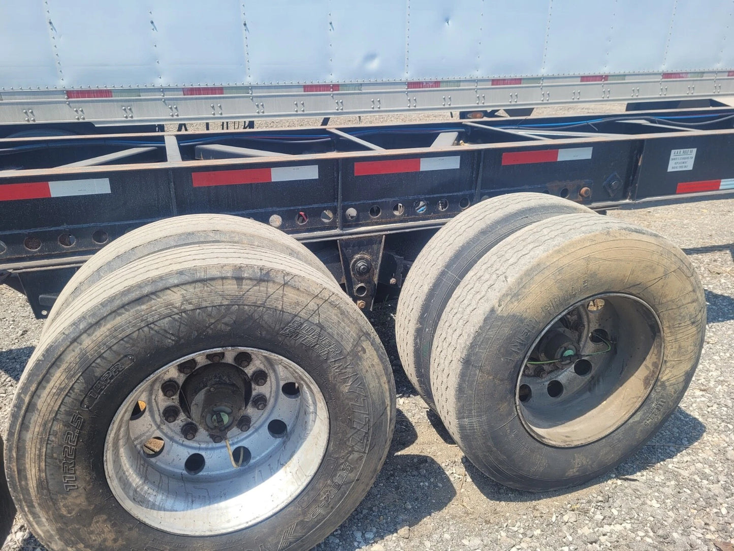 53ft Hyundai Shipping Container Chassis – 2011 image 2