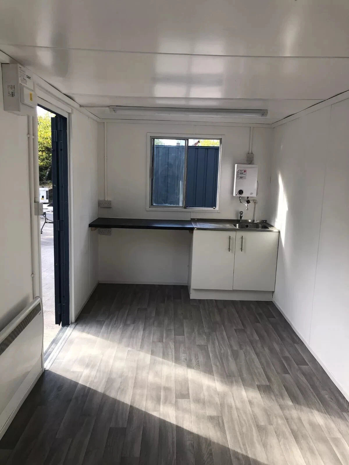 20FT X 8FT Office/Canteen/Toilet Anti Vandal/ Shipping Container image 1
