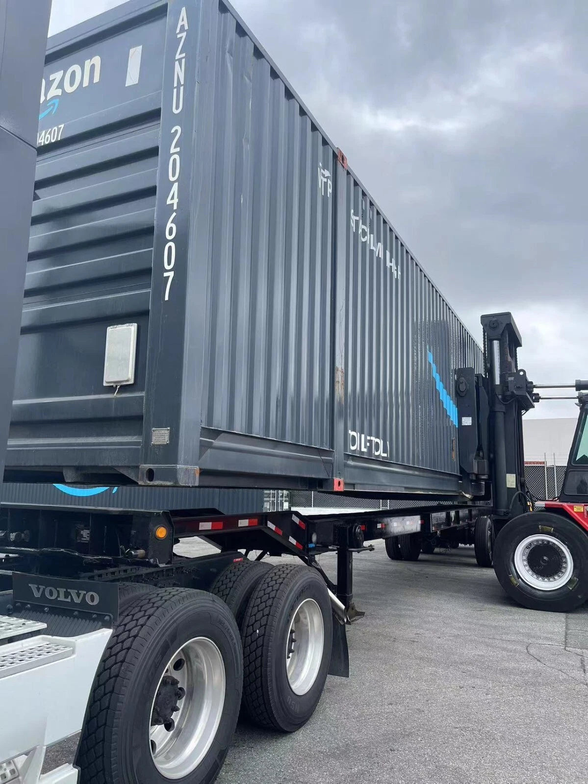 53-foot High Cube Shipping Container – Multi-Trip image 2