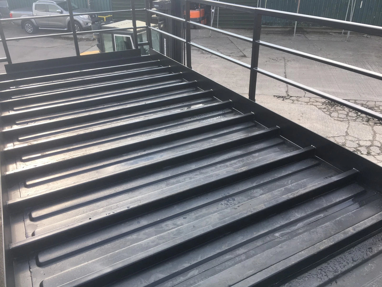 20ft Side Door One Trip Shipping Container/conversion/bar image 6