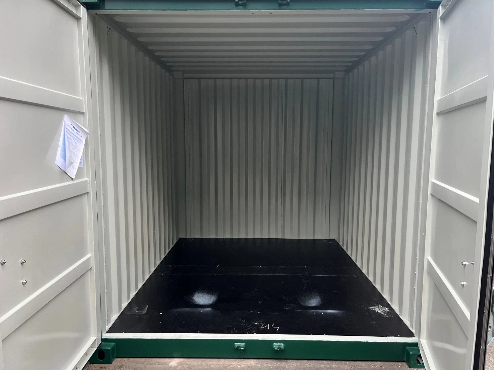 10ft Shipping container – Delivery Available nationwide image 1