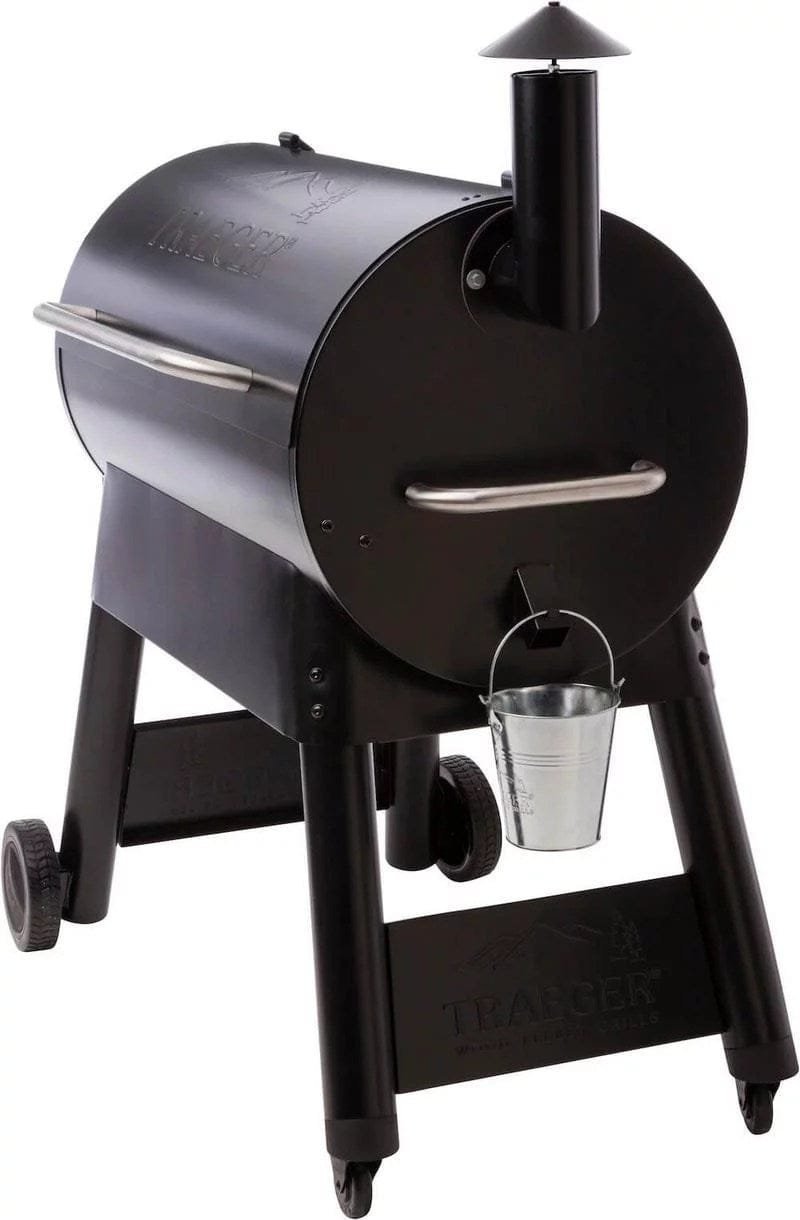 Traeger Pro Series 34 Bronze Pellet Grill image 2