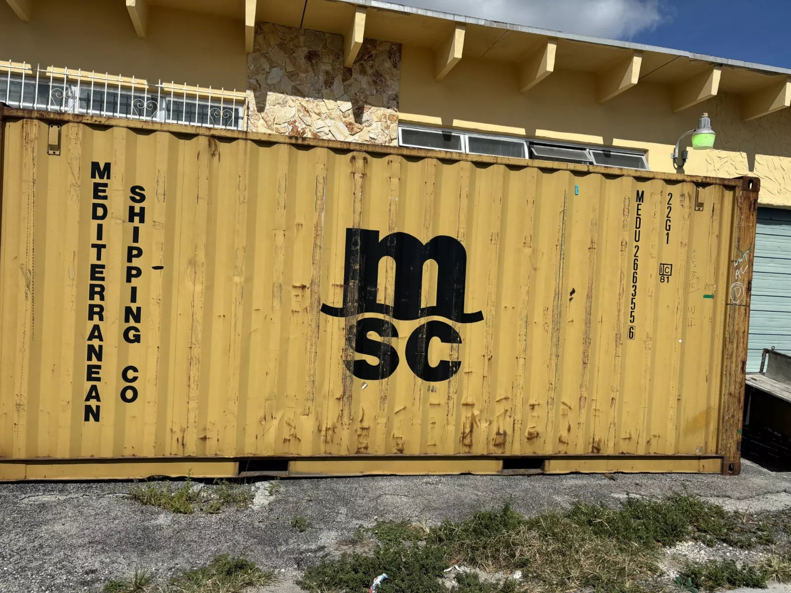 20ft Conex Shipping / Storage Container – Yellow/Gold – Priced to Sell! image 0