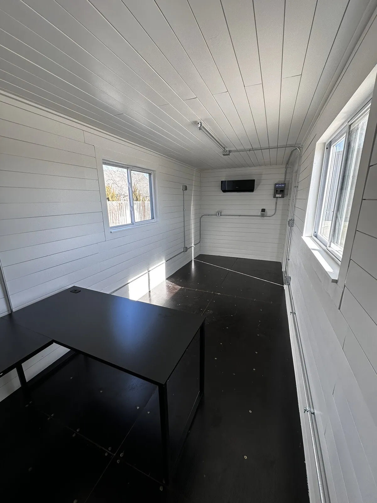 20ft 20’ Slate Gray Shiplap 120V Shipping Container Office Mini Split image 3
