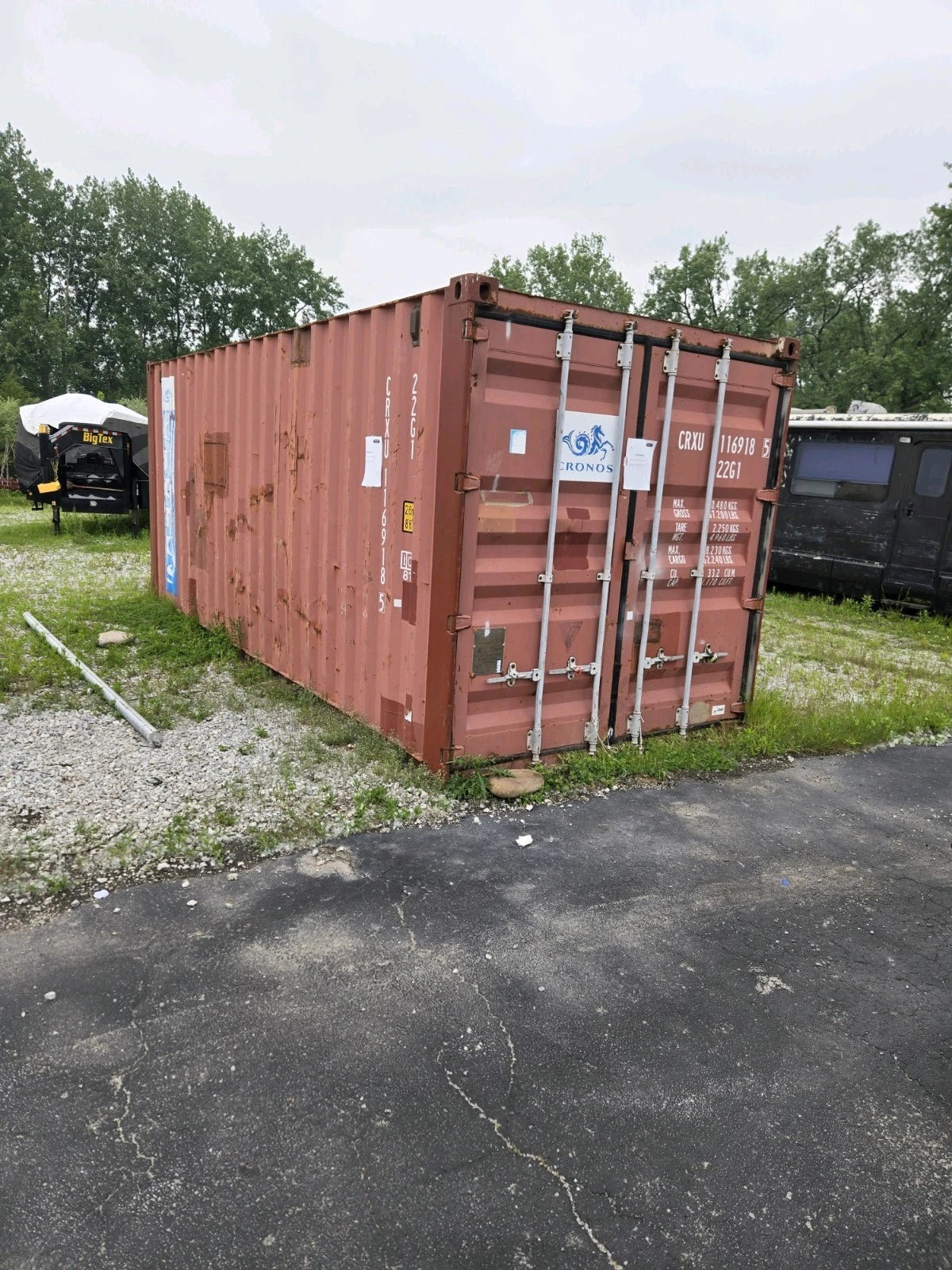 Durable and Affordable 20′ Storage Containers / Storage Pods image 0