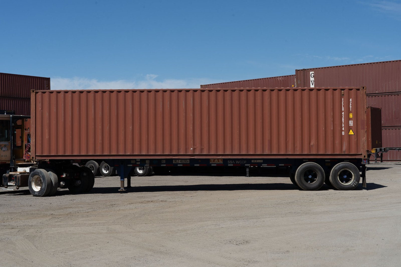 40ft Standard Shipping Container (Cargo-Worthy) image 1