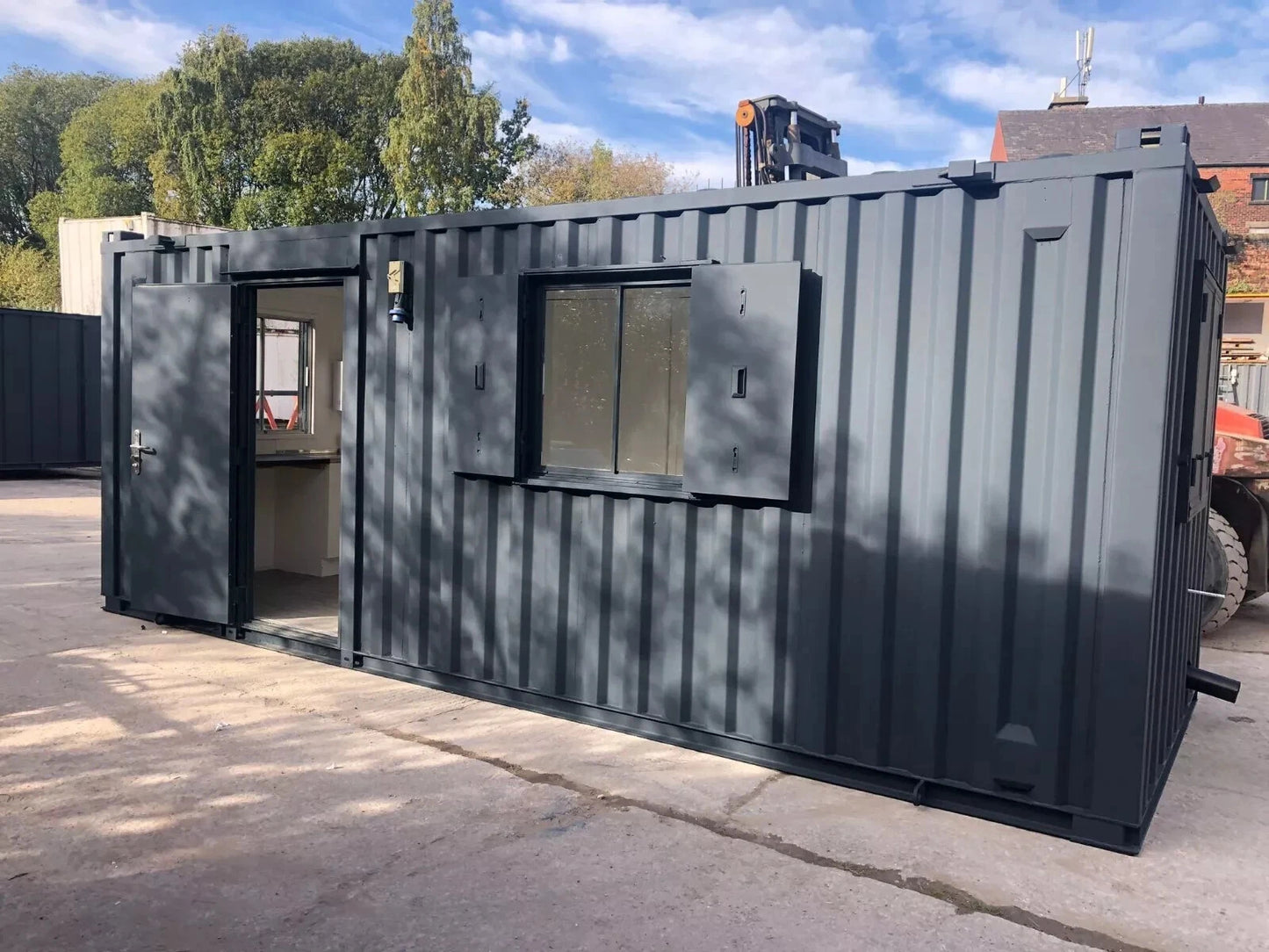 20FT X 8FT Office/Canteen/Toilet Anti Vandal/ Shipping Container image 0