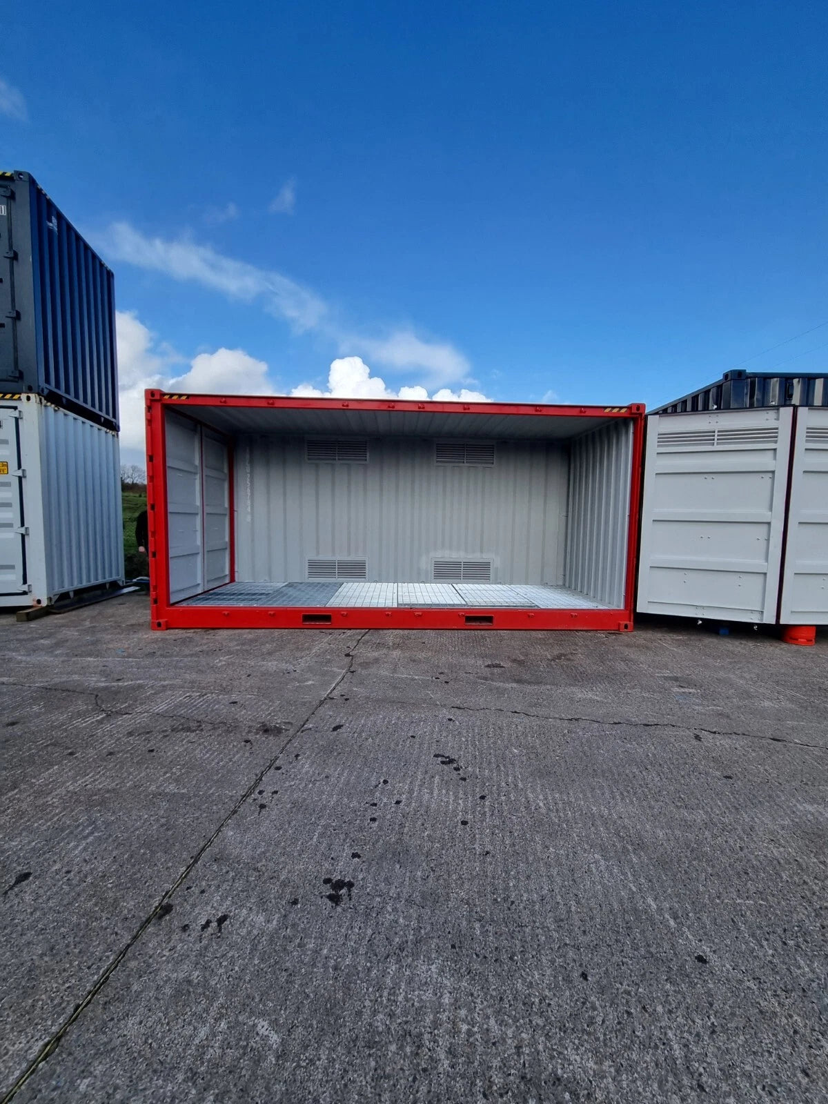 20ft Hazardous Goods Bunded Container image 2