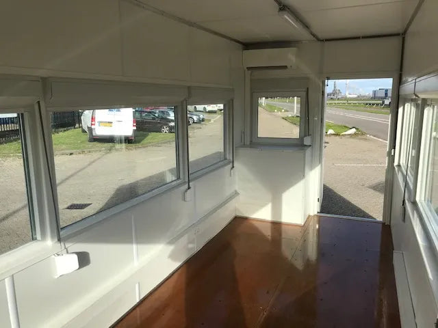 20ft High Cube Fixed Glazing Observation Container image 3