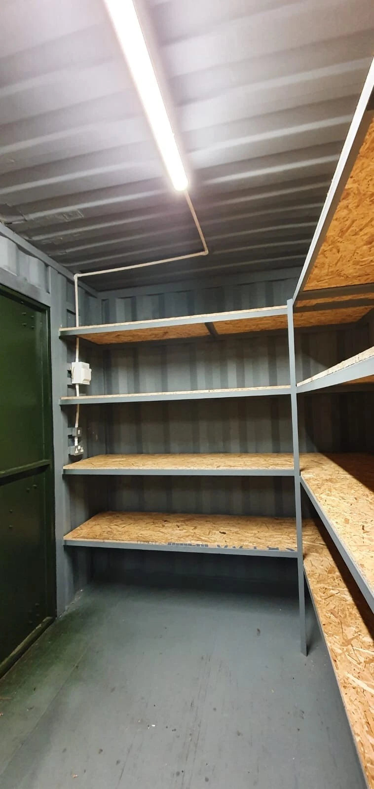 20 x 8Ft 9ft 6 high cube Container, With Anti Condensation, Lighting & Shelving. image 5