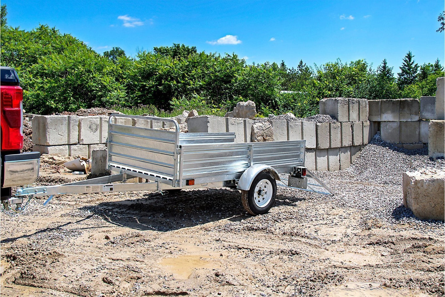 DK2 5-ft x 7-ft Steel Utility Trailer with Ramp Gate ( 1639-lb Capacity ) 2491713 image 4