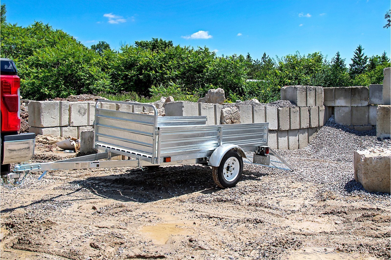 DK2 5-ft x 7-ft Steel Utility Trailer with Ramp Gate ( 1639-lb Capacity ) 2491713 image 4